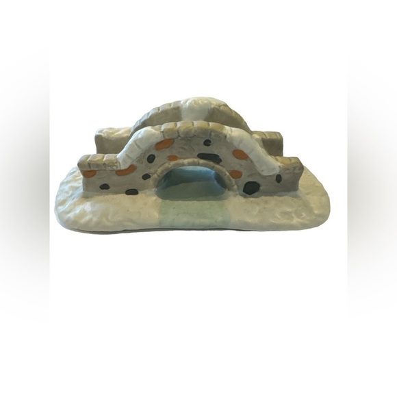 Other - Christmas Valley Trim Treads Porcelain 8" Stone Bridge